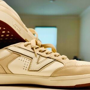 Vans Women's Cream and White Sneakers